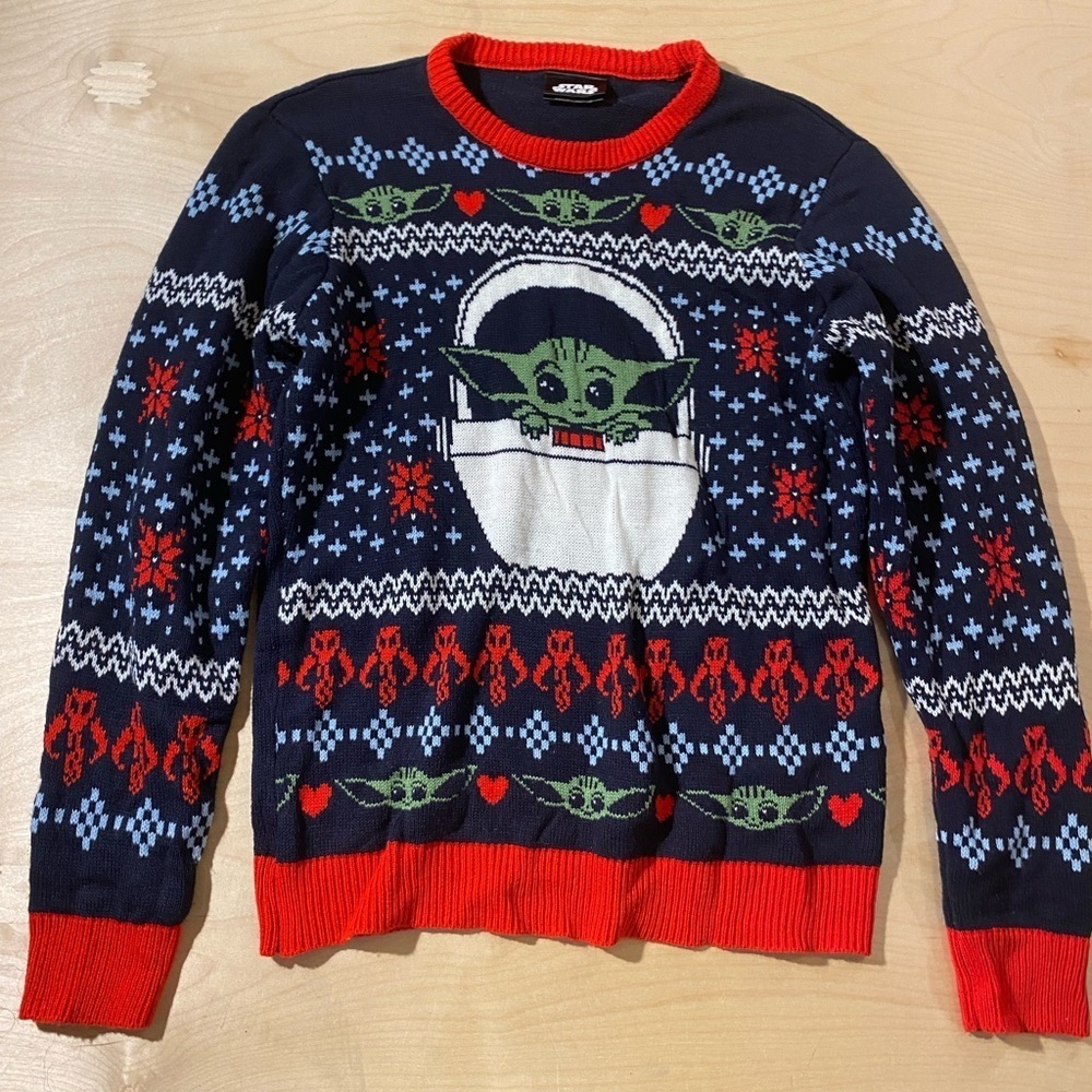 Men's Star Wars Navy Sweater Size Large (B)